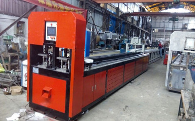 不銹鋼液壓沖孔機-不銹鋼防盜門鎖沖孔機制造廠家圖片|不銹鋼液壓沖孔機-不銹鋼防盜門鎖沖孔機制造廠家產品圖片由佛山市銀江機械設備公司生產提供-