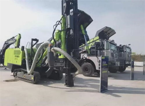 中聯礦機亮相中聯重科土方機械產品博覽會