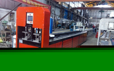 不銹鋼液壓沖孔機在防盜門鎖制造中的關鍵作用